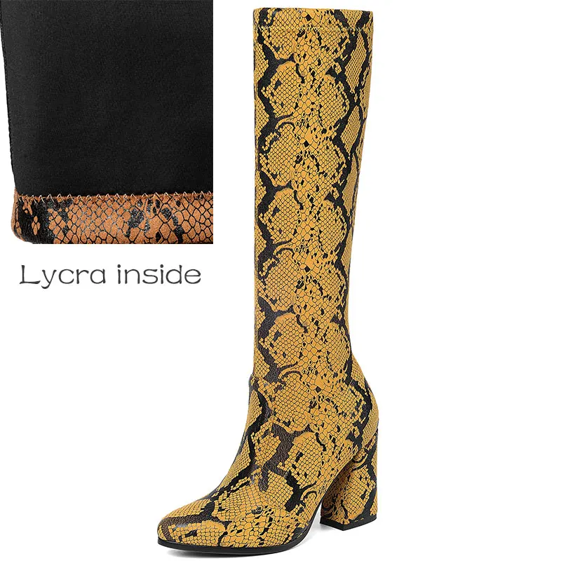 Lycra inside Yellow Sgesvier/ г. Модные сапоги до середины икры из змеиной кожи без застежки пикантная Осенняя женская обувь с острым носком на высоком квадратном каблуке размер 43 - Цвет: Lycra inside Yellow