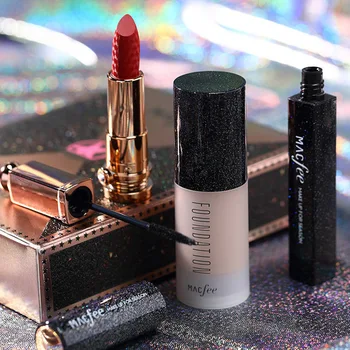 

Gift Box 3 Pieces Lipstick Mascara Liquid Foundation Combination of Equipment