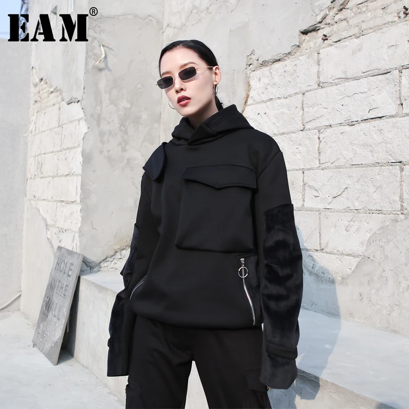 

[EAM] Loose Fit Black Split Big Size Sweatshirt New Hooded Long Sleeve Women Big Size Fashion Tide Spring Autumn 2020 1M690