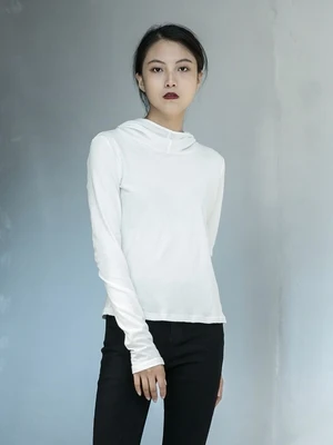 Original designer cut-out back Hoodie t-shirt