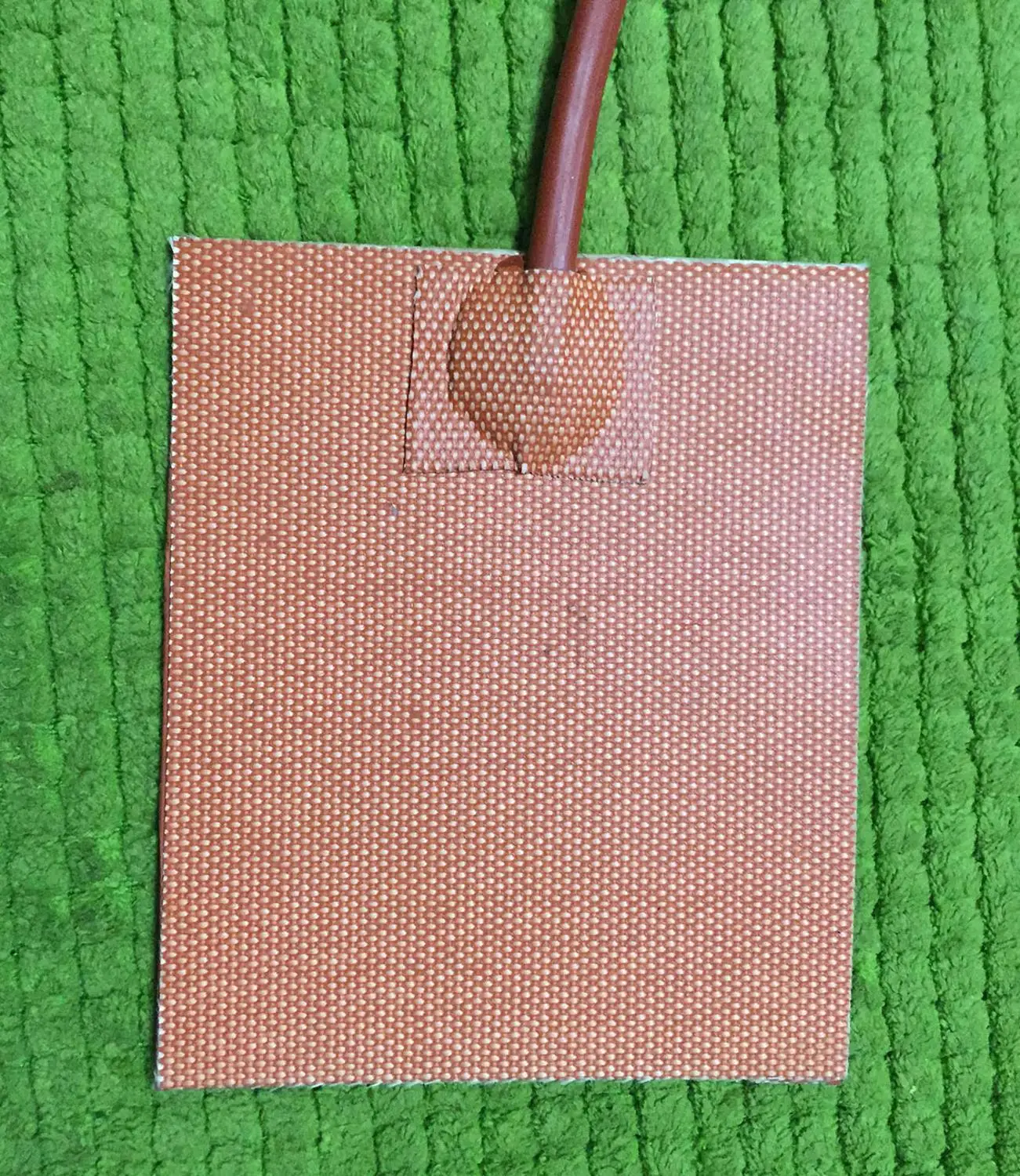 

100W 24V 100 mm x 100 mm silicone heater spedizione gratuita 3M adhesive silicone heating element oil industrial heater