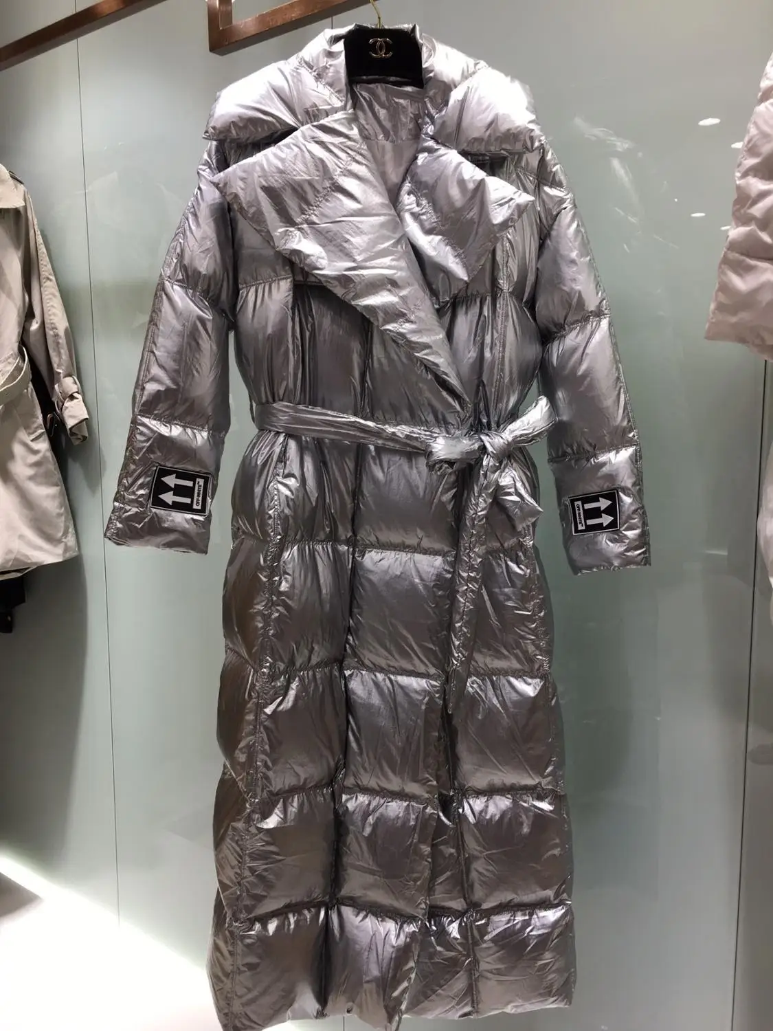Дизайнерская модная зимняя куртка 2020 женские пуховики пальто уличное блестящее