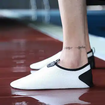 

Women Men Swimming Shoes Breathable Soft Flat Sole Sneaker Shoes for Summer Surfing Diving FK88