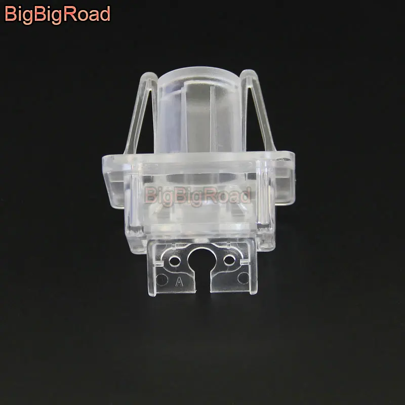 

BigBigRoad Vehicle Camera Bracket For Mercedes Benz E series W212 W213 W207 C207 / C seires W204 / A series W176 Backup Camera