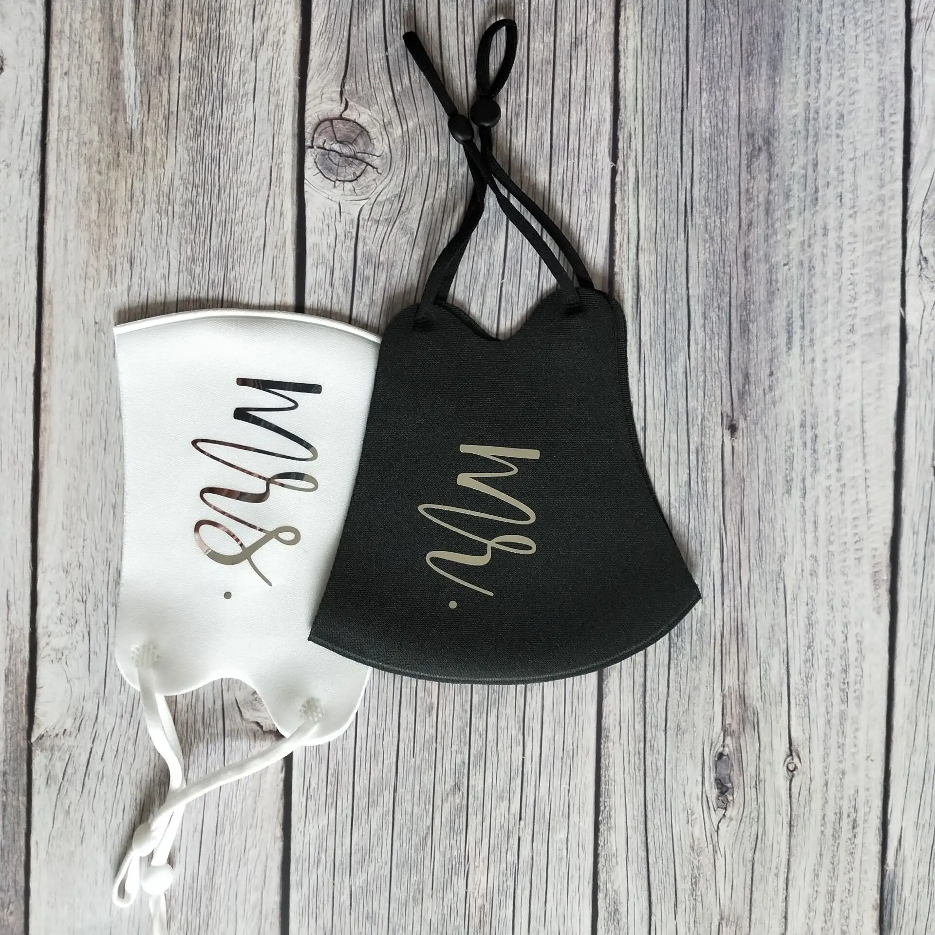 Рисунок 2 - Зеркало Золото Mr Mrs Свадебные