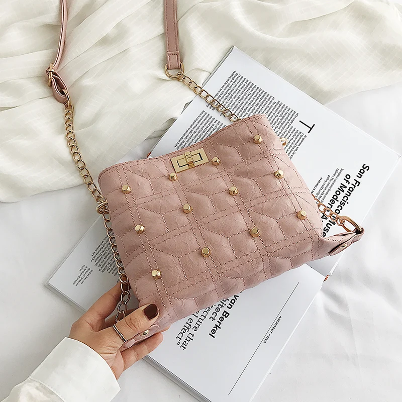 pink colour Маленькая летняя сумка через плечо женские Наплечные сумки для женщин заклепки Bolso Mujer Bolsa Feminina Sac основной Femme WE11 - Цвет: pink colour