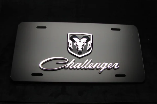 Металлический номерной знак Dodge Challenger из высококачественного металла | Дом и сад