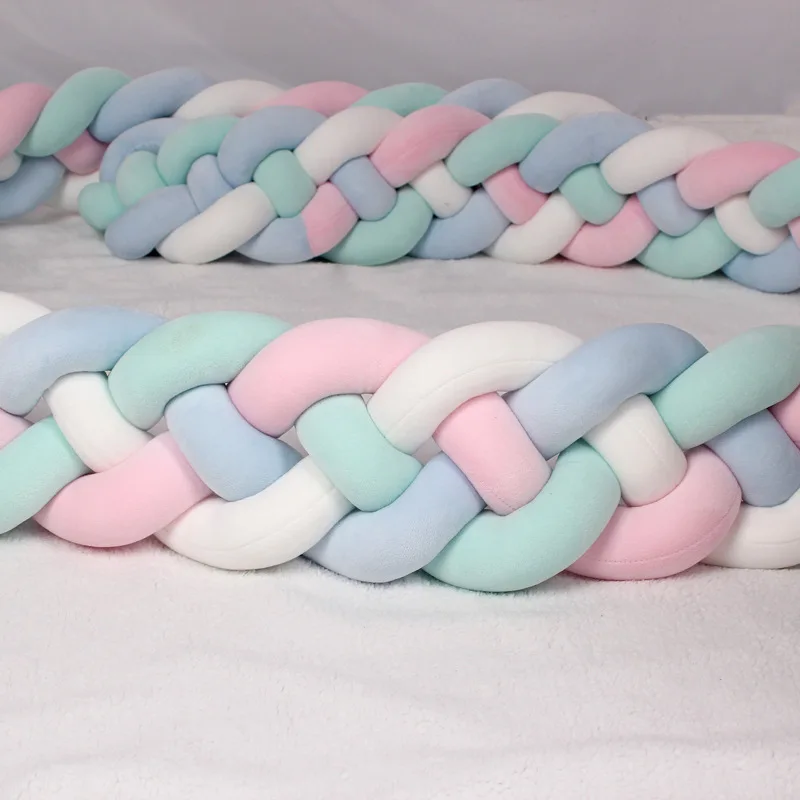 10389237596_1898345059