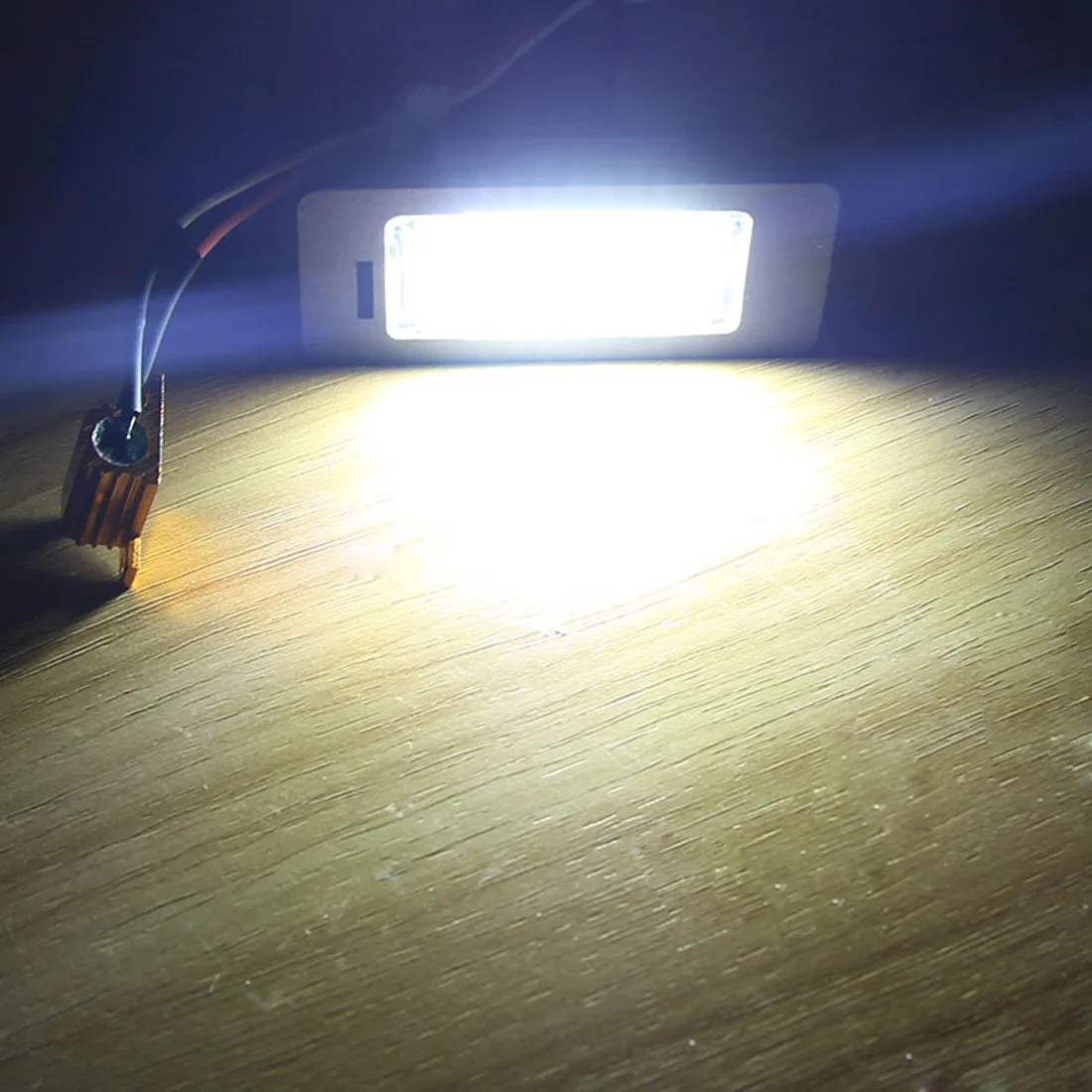 18 SMD СВЕТОДИОДНЫЙ лампы 12V светодиодная фара для автомобиля номерной знак света для A4 A6 C6 A3 S3 S4 B6 B7 S6 A8 S8 Rs4 Rs6 Q7
