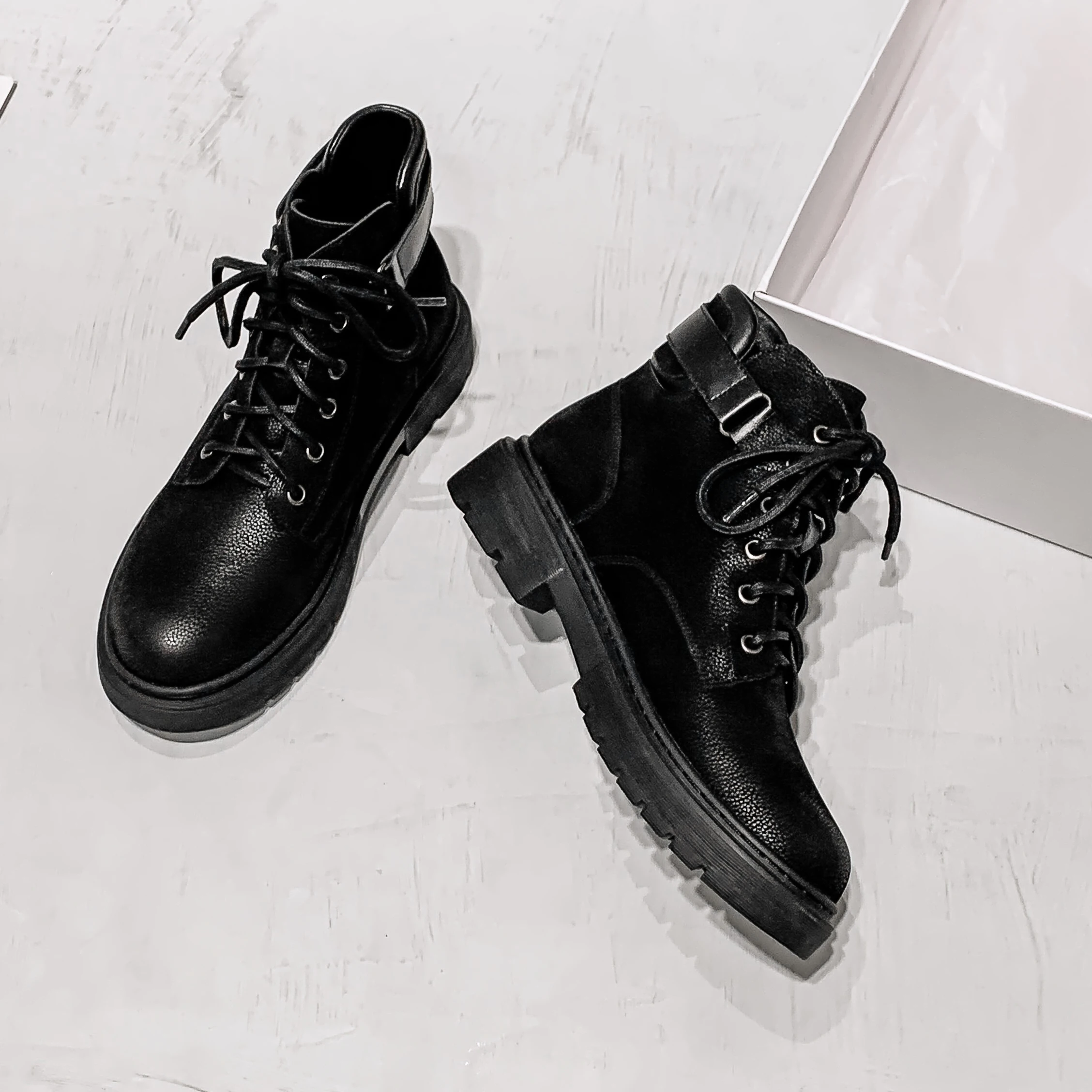 Women Boots Spring Comfy Durable Outsole Lace-Up Fashion Shoes Women 2021 Leather Casual Boots Brand Design Women's Footwear