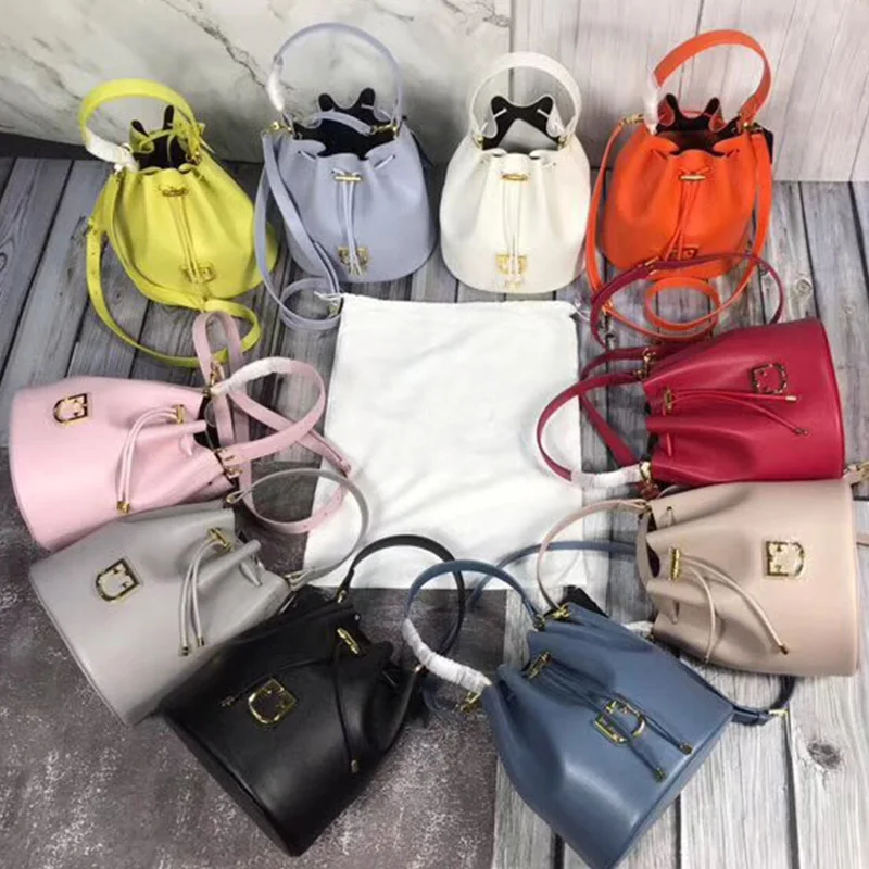 

2019 luxury brand classic leather bucket bag with single-shoulder diagonal straddle bag for women Large capacity handbag