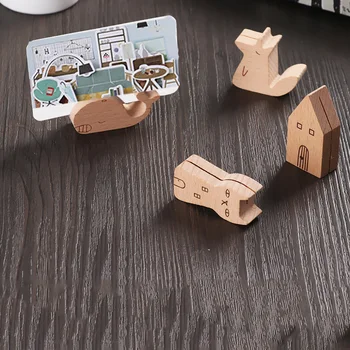 

Wooden Fox/Cat/House/Whale Animals Photo Holder Memo Clips Desktop Calendar Message Clamps Stand Display Board Photography Prop