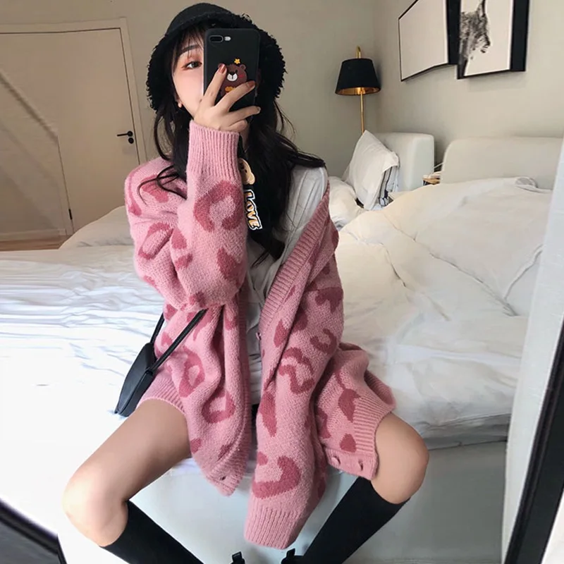 

Autumn and winter loose lazy knit cardigan women Korean casual single-breasted V-neck sweater knitted jacket