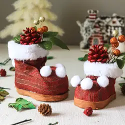 Обувь с рождественским декором; ботинки; декор ручной работы; украшения на стол; Рождественский сосновый конус; деревенский декор;