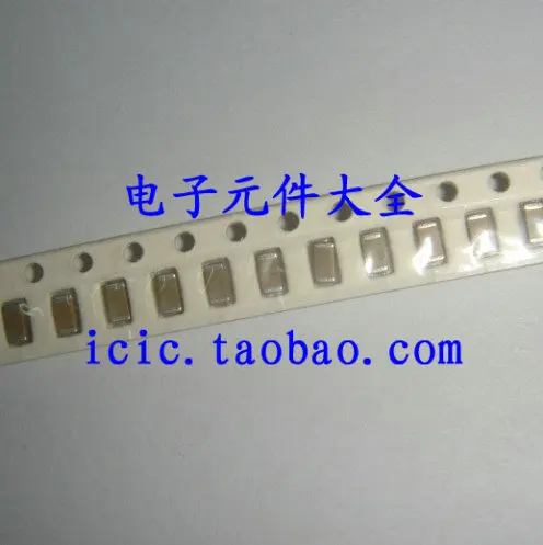 100 шт./лот 1206 2700PF 272 2.7nf Неполярные 11,3100