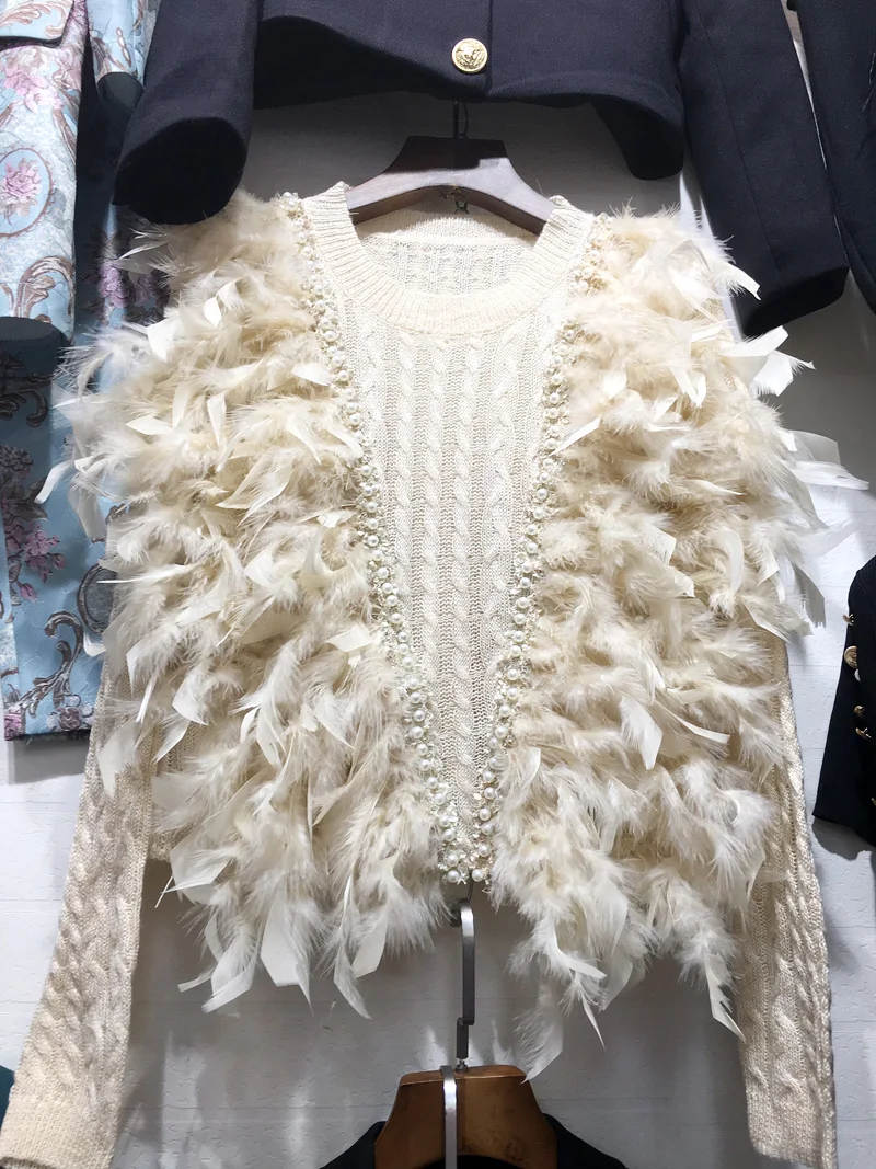 

New Autumn Feather Sweet Small Fresh Sweater Short Fashion Knitted Sweater Thin Blouse