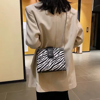 

French Style Vintage Design Armpit Bag Single Shoulder Women 2020 New Arrival All Match Crossbody Bag Handbag Soft PU Leather