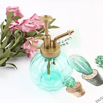 

Retro Watering Pot Plastic Hand Press Lawn Home 3 Color Spray Bottle Portable Plants Gardening Tool DIY Flowerpot Sprayer