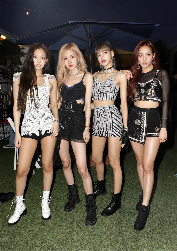 Сливовый Постеры Kpop Blackpink Group Live Show украшения для дома яркие цвета глянцевые бумажные принты домашний арт бренд - Цвет: Сливовый