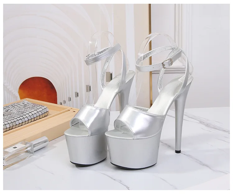 15244927123_2138732029