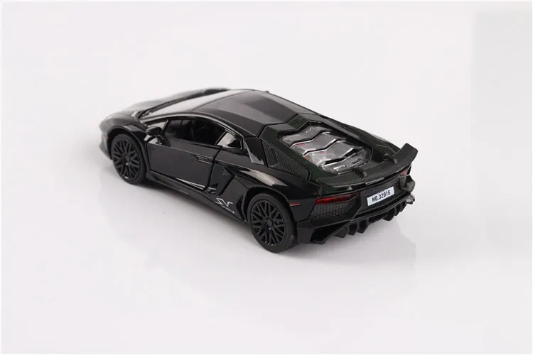 LP740 спортивный автомобиль 1/32 литая под давлением модель металлического сплава Высокая симуляция машинки огни Игрушки транспортные средства для детей Подарки для детей