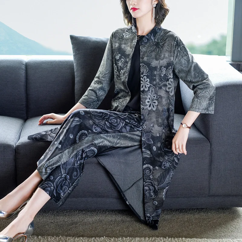 

2019 Autumn Middle-aged Large Size WOMEN'S Suit Mid-length Trench Coat Coat Loose-Fit Capri Loose Pants Two-Piece Set