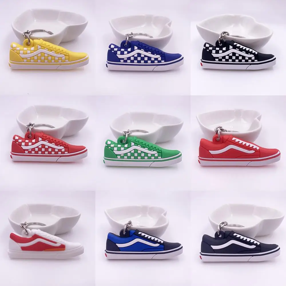 

Mini Silicone Jordan Shoes Keychain Charm Woman Keyring For Friend Birthday gift Sneaker Pendan Accessories Key Chain