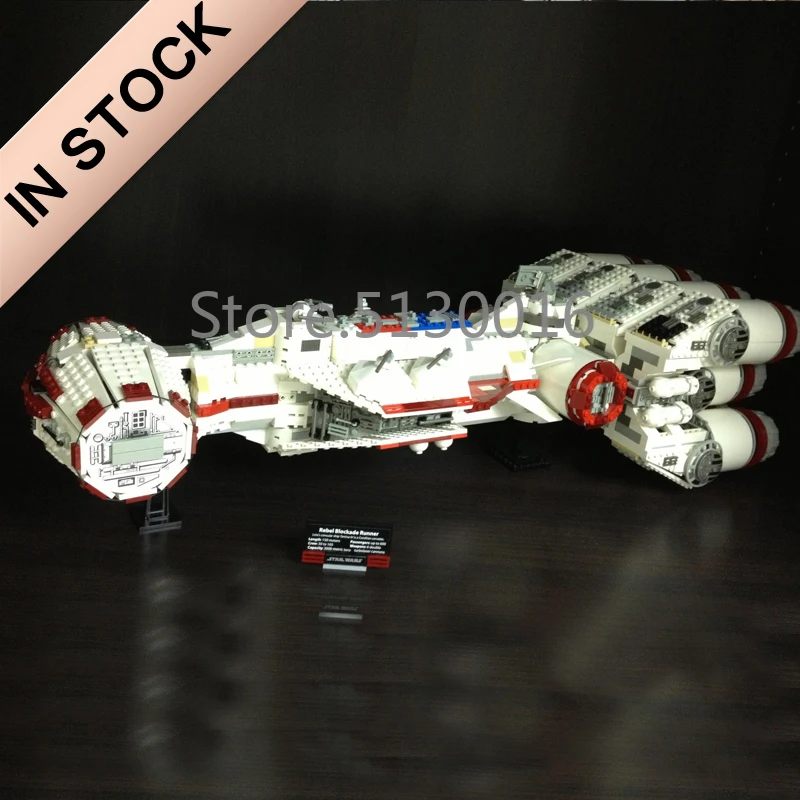 

In Stock 05046 The Tantive IV Rebel Blockade Runner 1748pcs Star Movie Wars Model Building Blocks Compatible with 10019 Toys