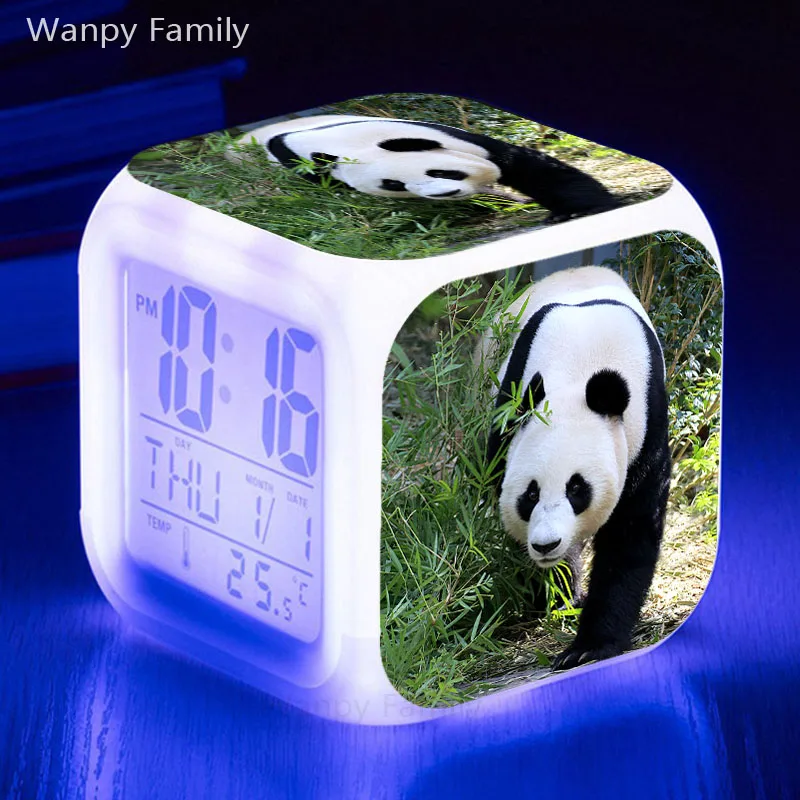 Very Lovely Panda Alarm Clock 7 Color Glowing Multifunctio Alarm Clock LED Big screen Touch Sensing Digital Flash Watches Clock - Цвет: Золотой