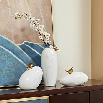 

European-style Ceramic White Vase Crafts Ornaments Living Room Flower Arrangement Container Modern Home Decoration Accessories