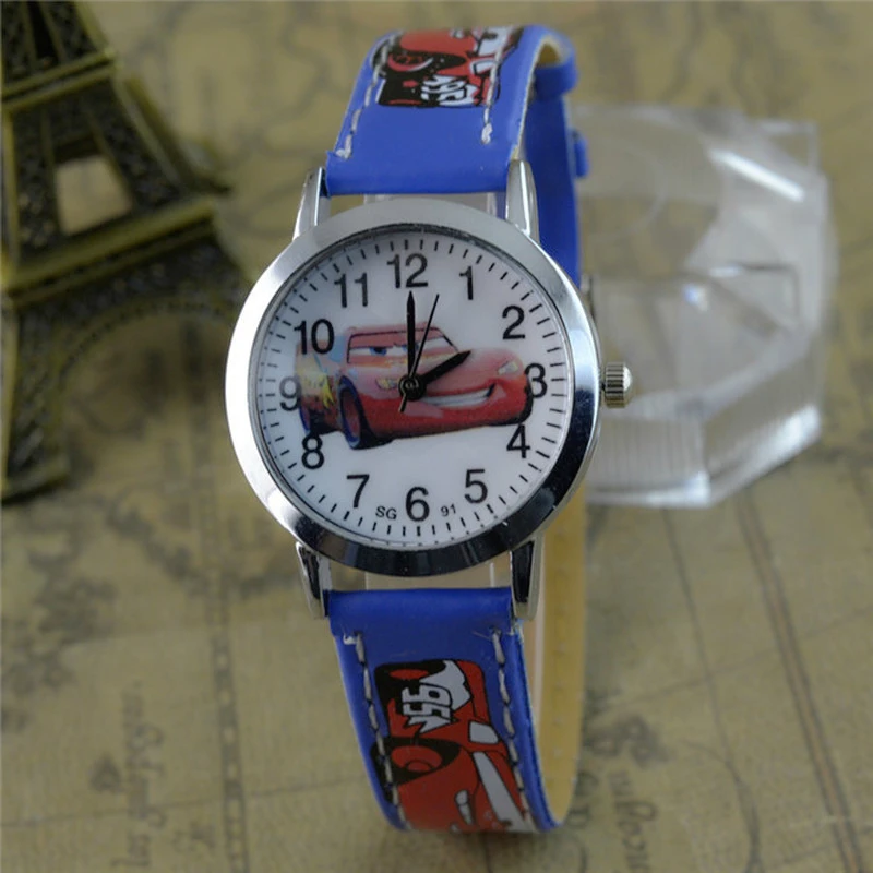 Venta al por mayor chicos populares y las niñas de los niños de dibujos animados reloj de Historia del auto de cuarzo con correa de alumnos de la escuela primaria ver modelos de explosión