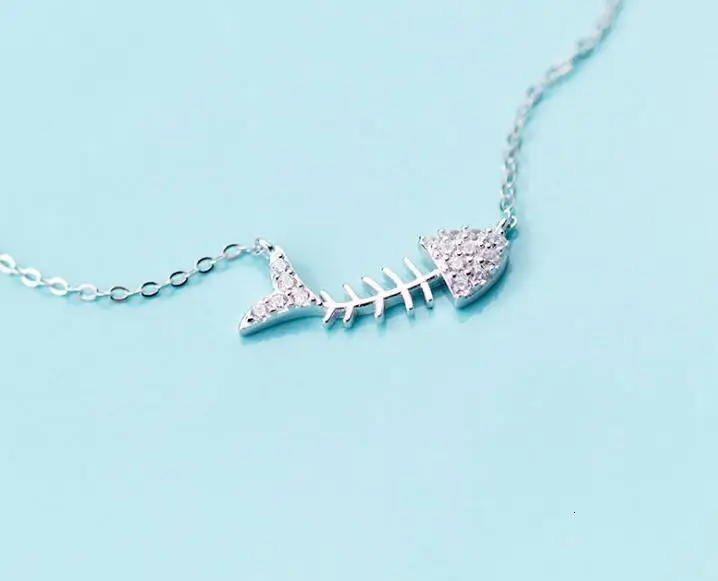 Authentic 1pc 100%REAL. 925 Sterling Silver FINE Jewelry Sea Animal Fishbone white zirconia aaa+ Necklace pendant GTLx1713