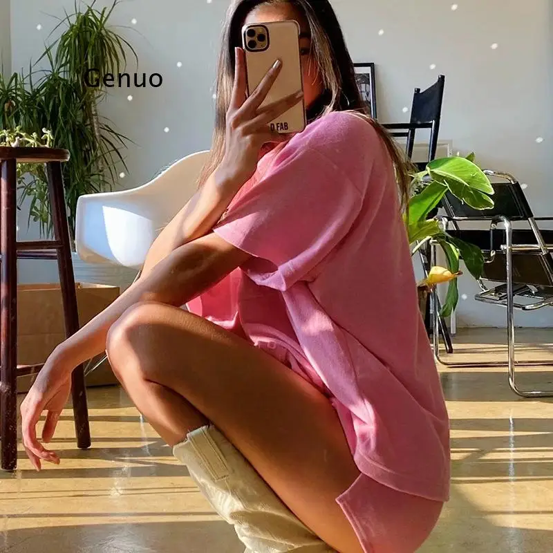 

Комплект из двух предметов Женский, модный однобортный Топ и пушистые шорты, домашняя одежда, повседневный мягкий свободный наряд, весна-лето