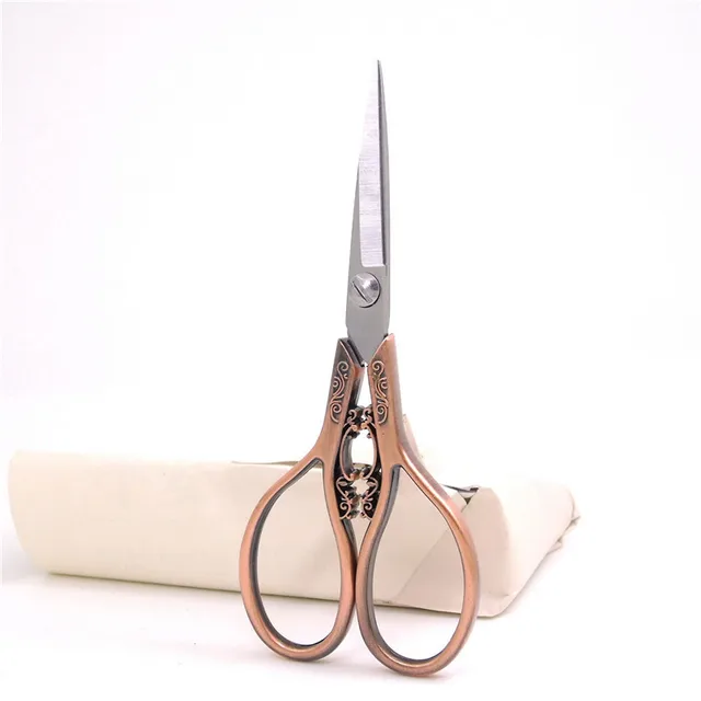 Wholesale Stainless Steel Antique Small Scissors Exquisite Craft Scissors Sewing Supplies and Accessories Cross Stitch Scissors Red