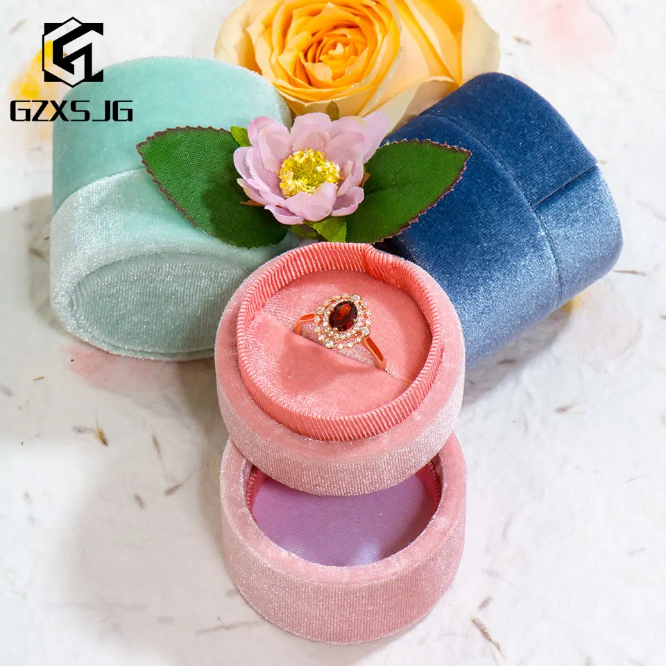 

GZXSJG Handmade Velvet Round Jewelry Boxes for Wedding Pink Green Blue Ring Boxes for Wedding Engagement Bridal Gifts Packing