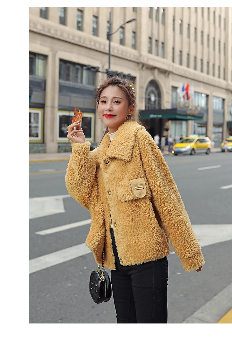 Пальто из овечьей шерсти Женское зимнее короткое пальто свободного кроя в Корейском стиле ke li rong меховое пальто стиль Популярная мода