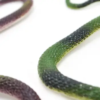 

10pcs Fake Snake Set Simulation Rubber Snakes Scary Prank Halloween Tricky Prop