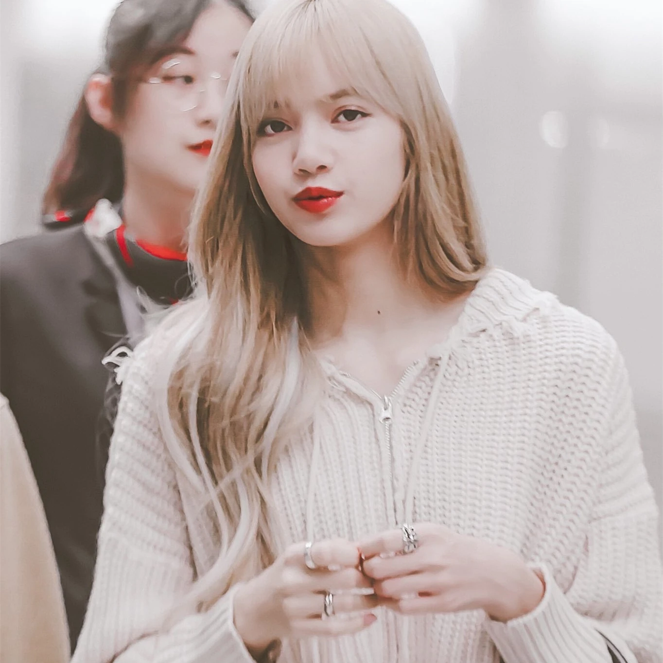 Kpop Blackpink Lisa same осенний вязаный кардиган на молнии с длинными рукавами, свитер для женщин, уличная одежда, теплые свитера с капюшоном, женские пальто