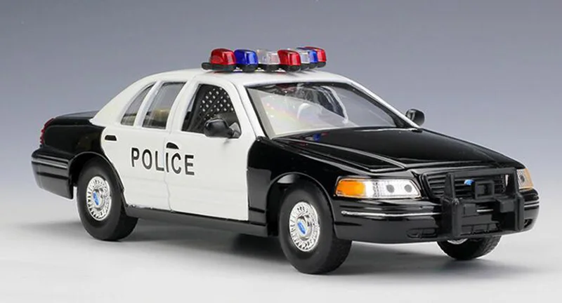 1/24 масштаб металлического сплава литья под давлением 1999 Ford Crown Victoria Нью-Йорк Такси автомобиль фургон модель игрушки для коллекции подарки для детей