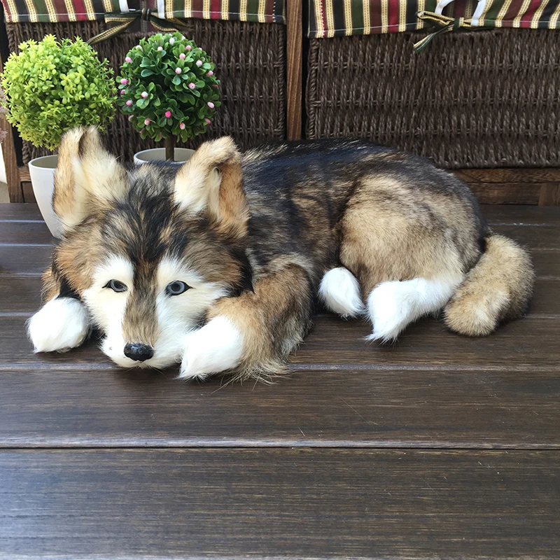 

New Simulation Dog Home Desktop Vehicle-mounted Animal Dog Swing Simulation Wolf Dog Photography Animal Model Prop Figurines