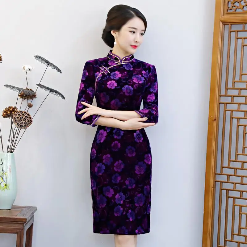 Классический воротник Мандарин цветок Cheongsam бархат для женщин сексуальное платье Ципао Vestidos Винтаж Кнопка Новинка китайский стиль платья - Цвет: Purple