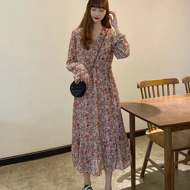 

2021 new spring chiffon floral dress women long section over the knee fishtail skirt fashion V-neck slim dress 4xl female s25