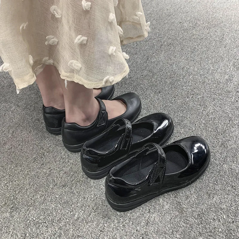 black patent baby shoes