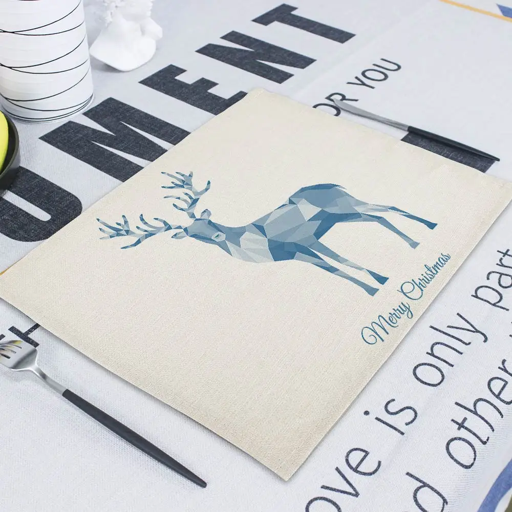 New Year Christmas Elk Placemats 42*32 Cartoon Bear Tableware Table Napkins Decoration Napkin for Hot Pad Kitchen Dining Serving - Цвет: CD23-4