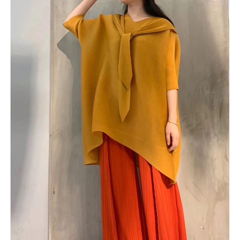 Miyake плиссированная Ранняя весна Новинка Повседневная Свободная футболка дизайн чувство небольшой нерегулярный Топ женский средней длины