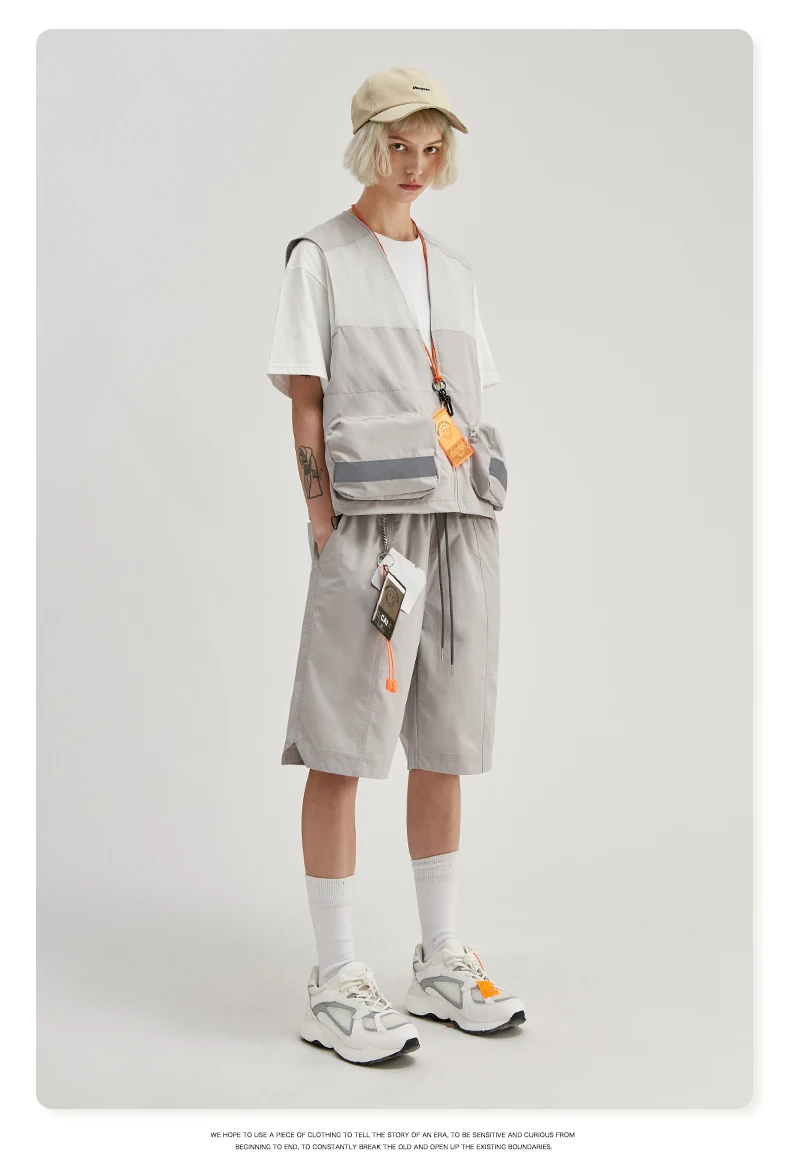 Unisex Summer High Street Set Of Streetwear Tactical Vest And Elastic Waist Summer Shorts Sold