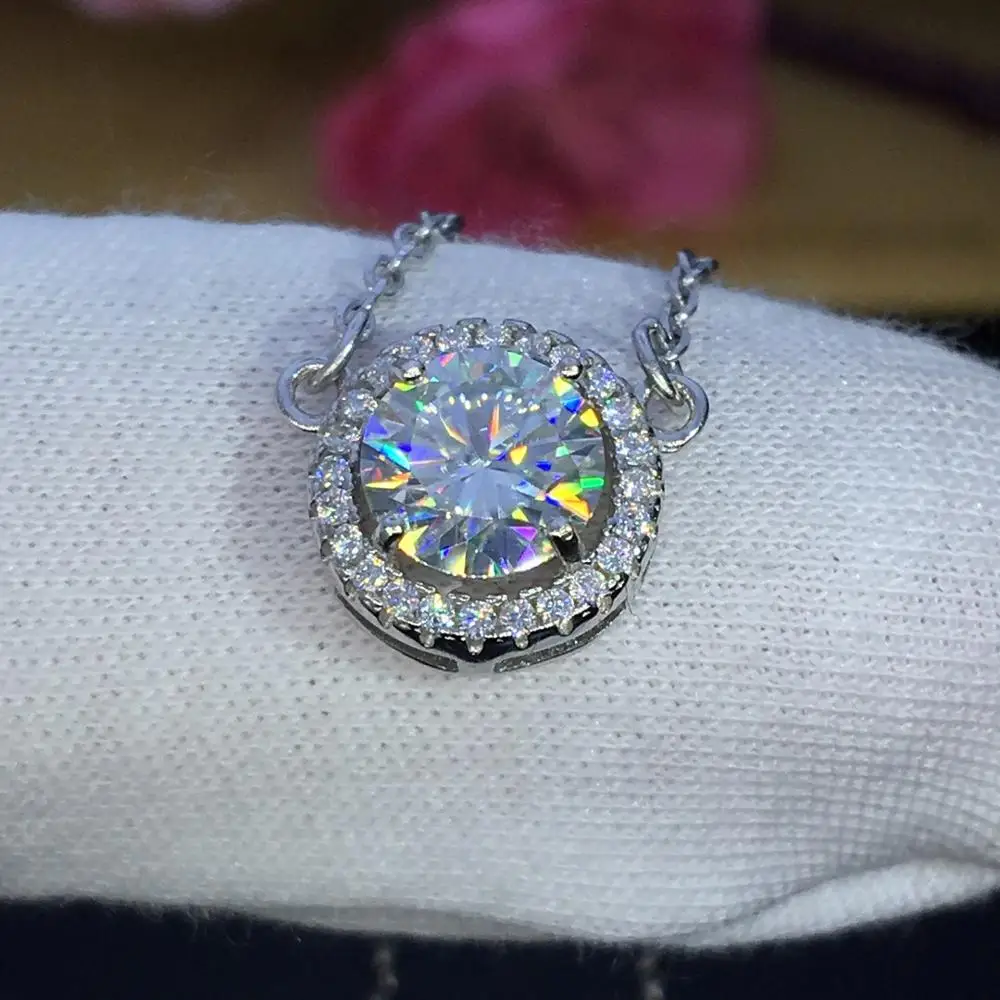 

Poetry Of Jew Store Round Silver Moissanite Pendants 1ct D VVS Luxury Moissanite Weding Pendants for Women