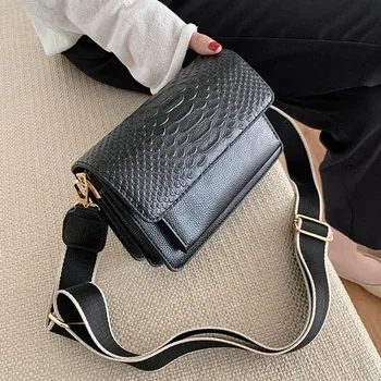 

Crocodile Pattern PU Leather Crossbody Bags for Women 2020 Lady Shoulder Messenger Bag Female Handbag with Wide Shoulder Belt