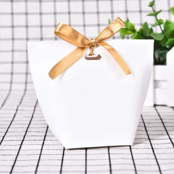 

50Pcs Blank Kraft Paper Bag Candy Bag Wedding Favors Gift Box Package Birthday Party Decoration Bags with Ribbon White
