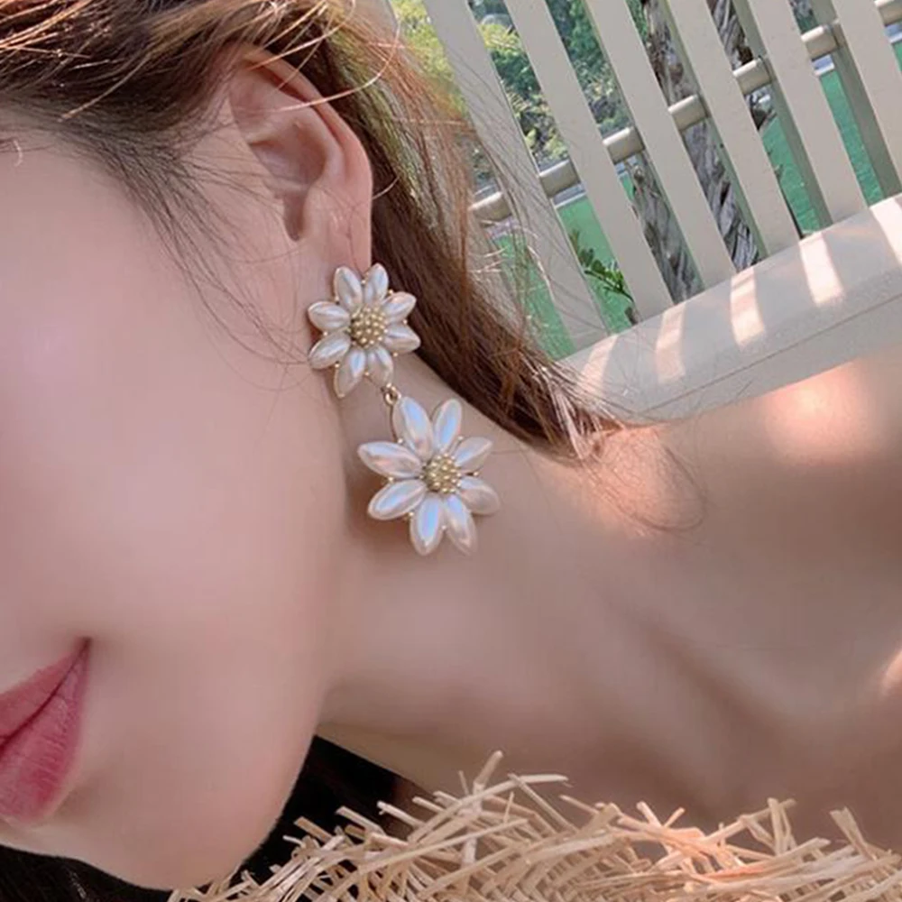 

2 Pcs/set Women Long Earrings Sweet Lovely Flower Geometric Stud Earring Set Fashion Party Wedding Jewelry Accessories